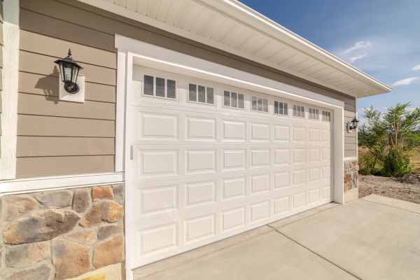 Cost of Garage Lifting in Weatherford